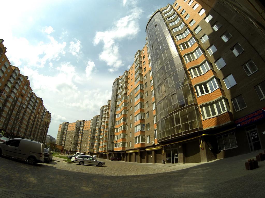 Naberezhnaya Roshen Apartment Vinnytsia Exterior photo